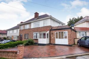 3D Modeling Process: Making Assets for QiSpace – a Norwegian Tech Startup